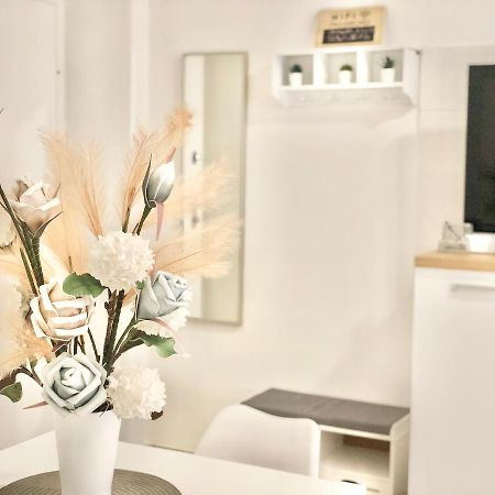 Bellini Lorenz Apartment กาญารี ภายนอก รูปภาพ