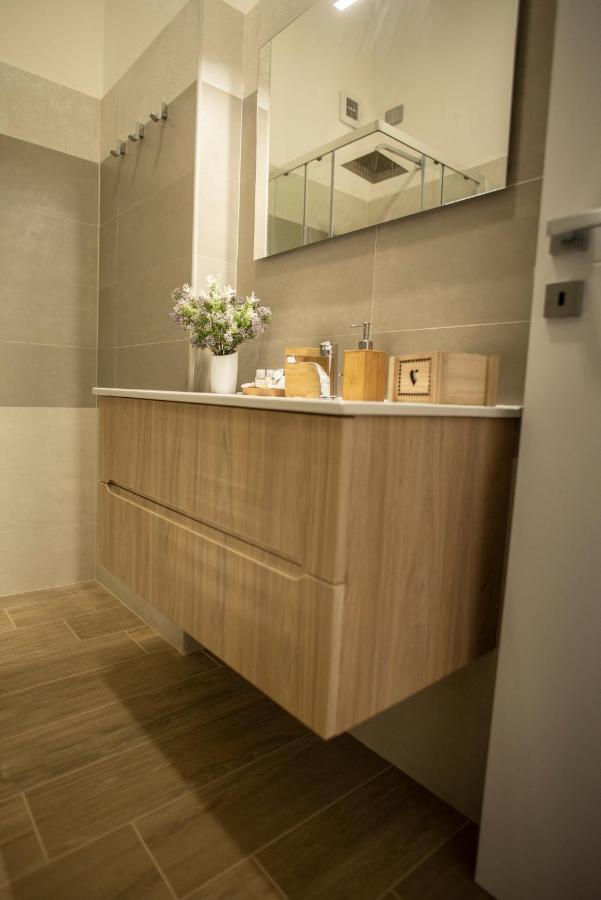 Bellini Lorenz Apartment กาญารี ภายนอก รูปภาพ